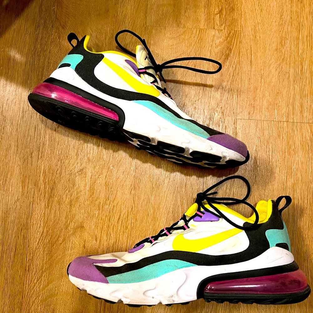 NIKE AIRMAX 270 REACT